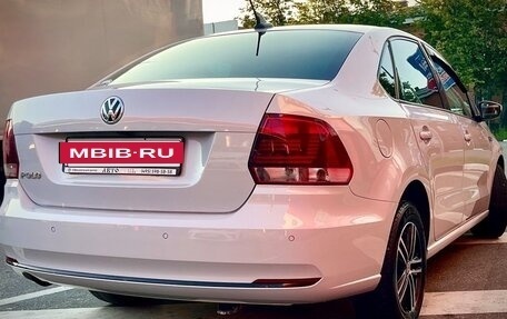 Volkswagen Polo VI (EU Market), 2018 год, 1 250 000 рублей, 32 фотография