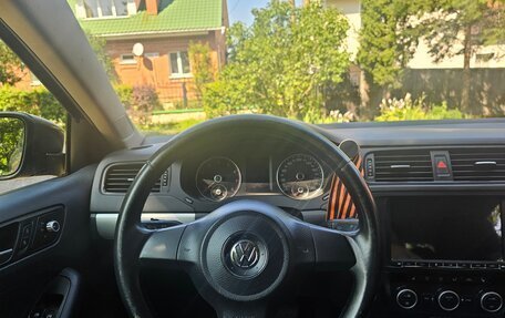 Volkswagen Jetta VI, 2012 год, 870 000 рублей, 13 фотография