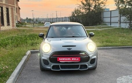 MINI Hatch, 2017 год, 2 350 000 рублей, 2 фотография