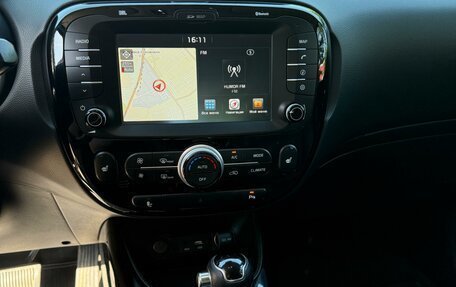 KIA Soul II рестайлинг, 2017 год, 1 650 000 рублей, 4 фотография