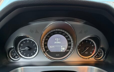 Mercedes-Benz E-Класс, 2010 год, 1 200 000 рублей, 15 фотография