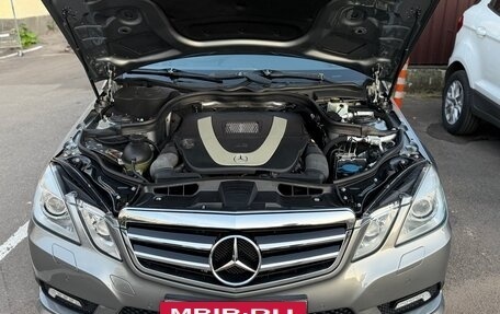 Mercedes-Benz E-Класс, 2010 год, 1 200 000 рублей, 8 фотография