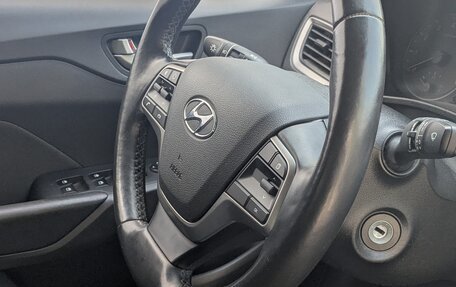 Hyundai Solaris II рестайлинг, 2018 год, 1 290 000 рублей, 7 фотография