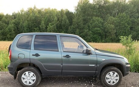 Chevrolet Niva I рестайлинг, 2012 год, 400 000 рублей, 4 фотография