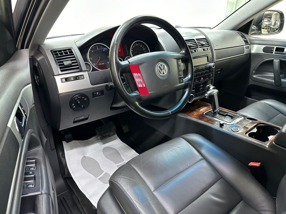 Volkswagen Touareg, 2010 год, 1 249 000 рублей, 8 фотография