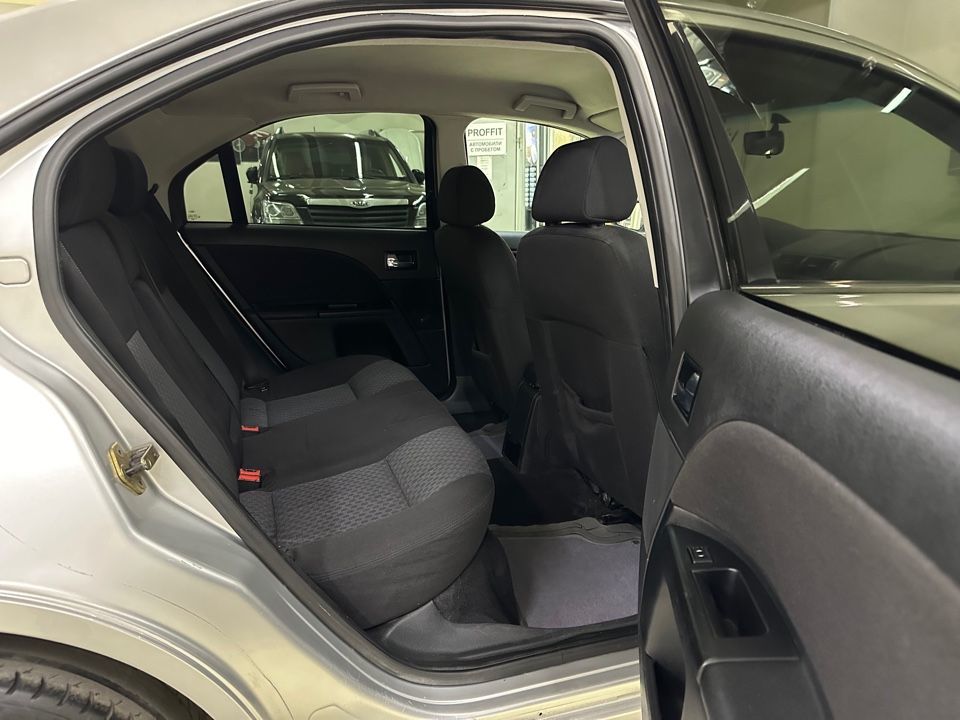 Ford Mondeo, 2005 год, 490 000 рублей, 17 фотография