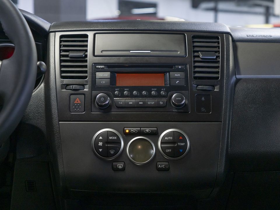 Nissan Tiida, 2013 год, 749 000 рублей, 11 фотография