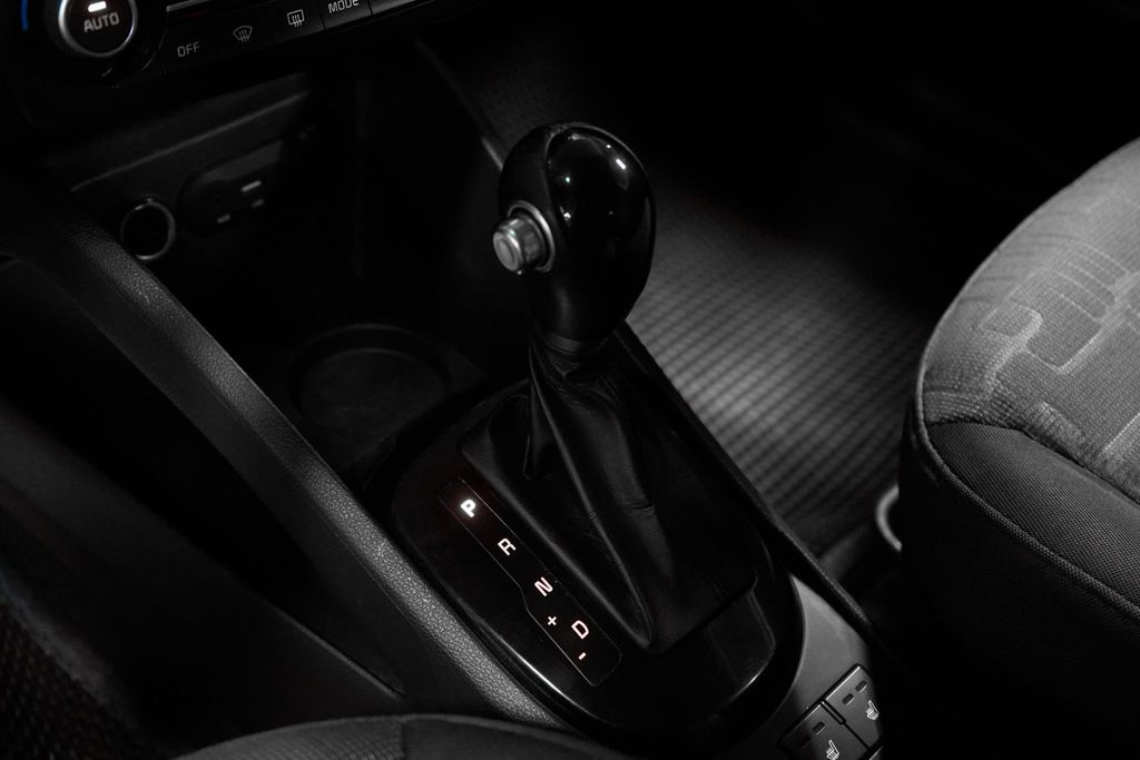 KIA Rio, 2015 год, 729 000 рублей, 14 фотография