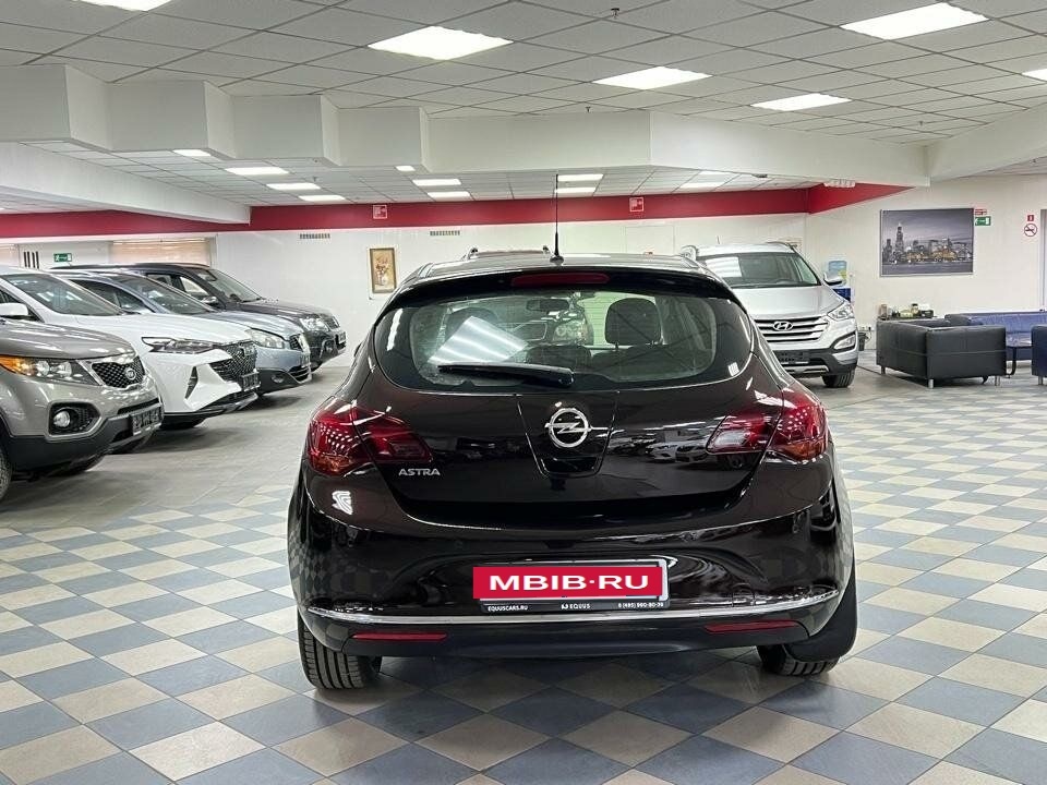 Opel Astra, 2013 год, 749 000 рублей, 4 фотография
