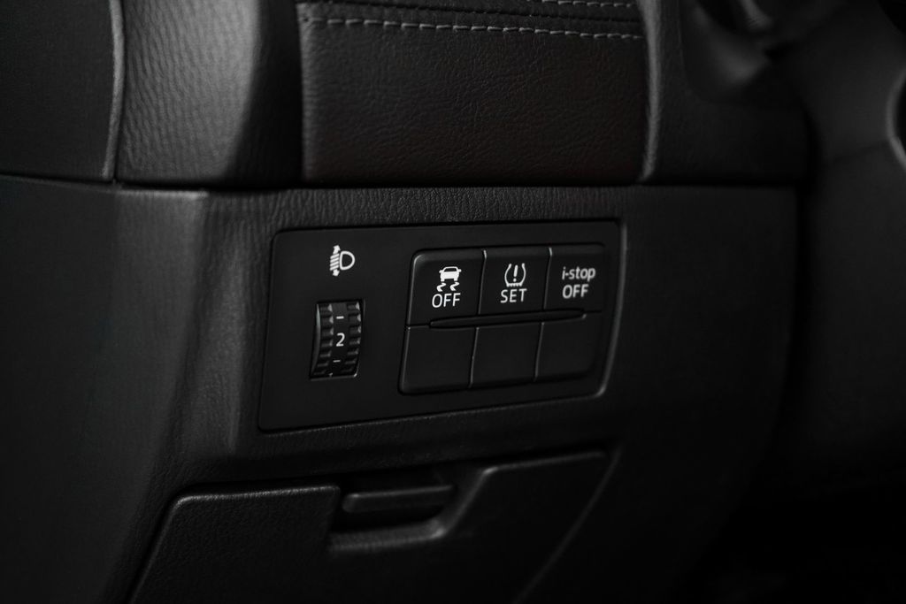 Mazda 6, 2015 год, 1 499 000 рублей, 9 фотография