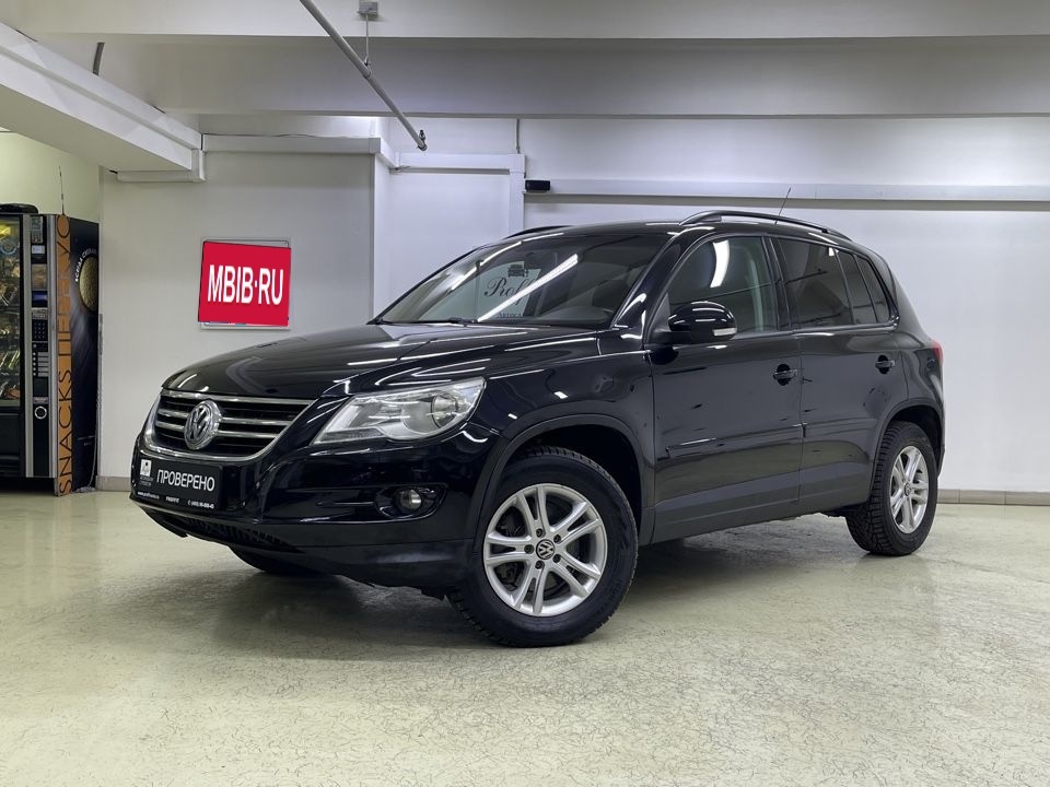 Volkswagen Tiguan, 2010 год, 949 000 рублей, 1 фотография
