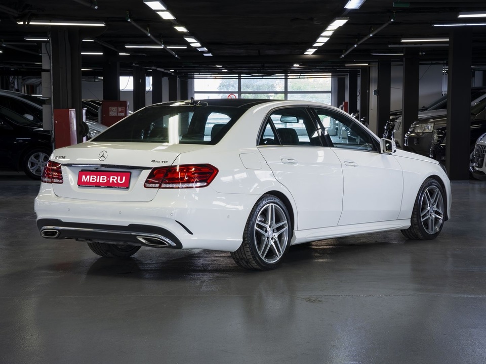Mercedes-Benz E-Класс, 2015 год, 2 249 000 рублей, 4 фотография