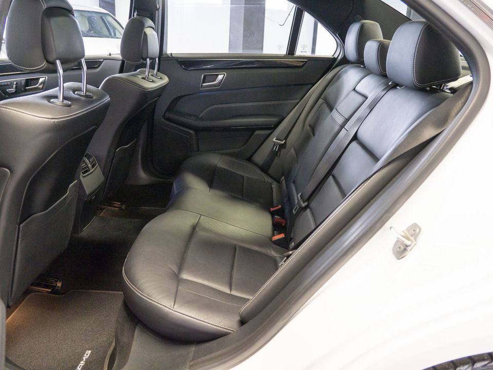 Mercedes-Benz E-Класс, 2015 год, 2 249 000 рублей, 20 фотография