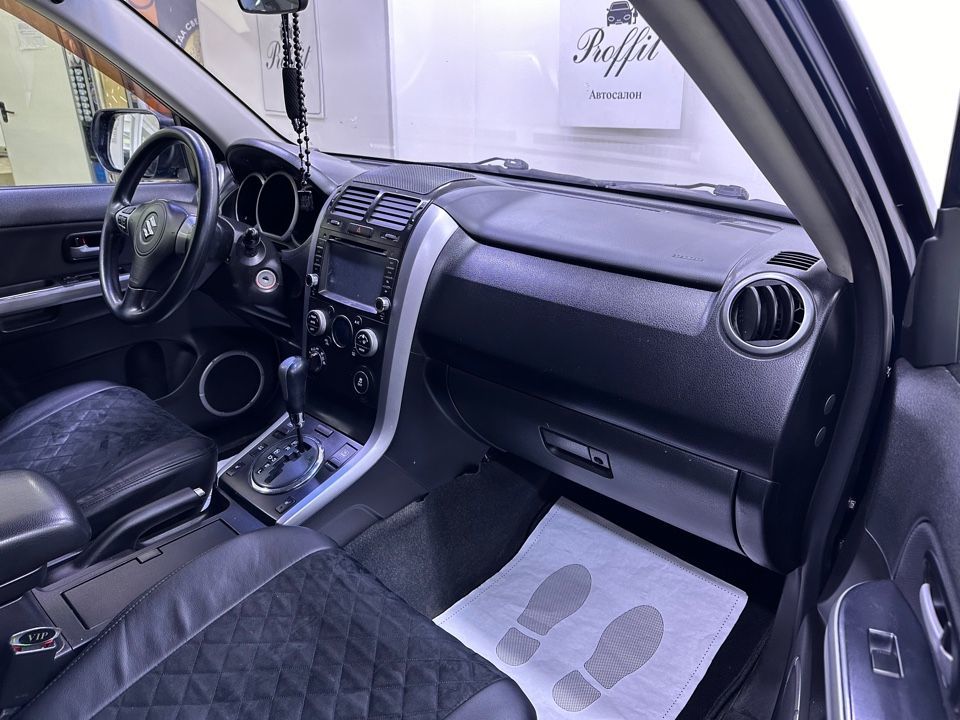 Suzuki Grand Vitara, 2011 год, 1 199 000 рублей, 12 фотография