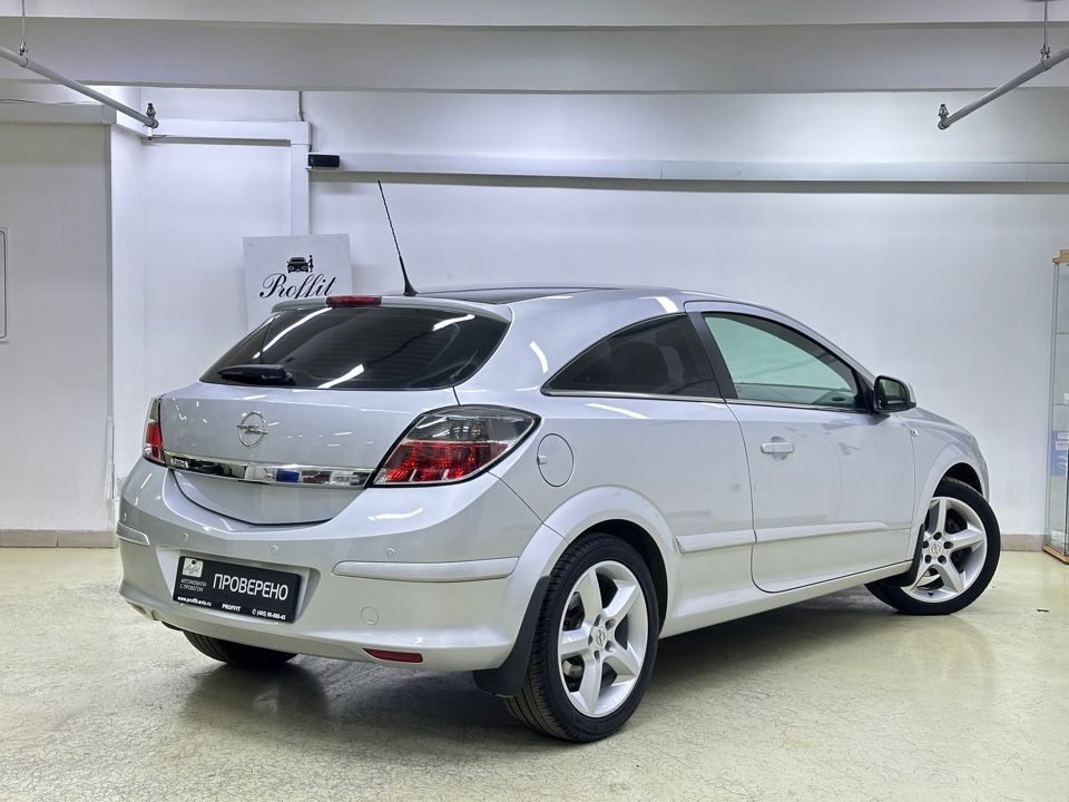 Opel Astra GTC, 2010 год, 669 000 рублей, 6 фотография