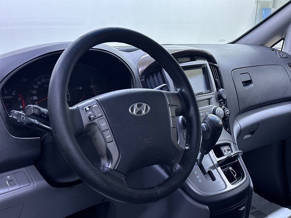 Hyundai Grand Starex, 2011 год, 1 340 000 рублей, 8 фотография
