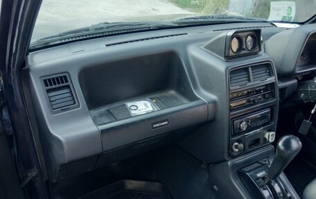 Suzuki Escudo III, 1991 год, 450 000 рублей, 29 фотография