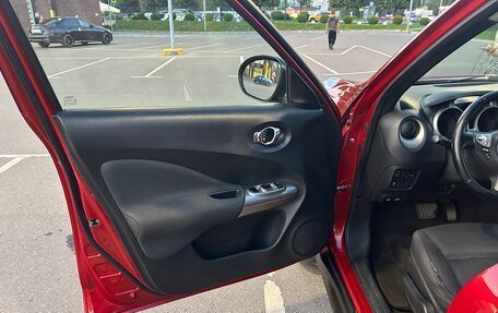 Nissan Juke II, 2014 год, 900 000 рублей, 10 фотография