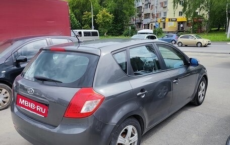 KIA cee'd I рестайлинг, 2010 год, 780 000 рублей, 4 фотография