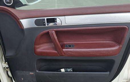 Volkswagen Touareg III, 2008 год, 1 350 000 рублей, 21 фотография