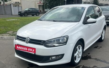 Volkswagen Polo VI (EU Market), 2012 год, 825 000 рублей, 3 фотография
