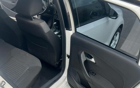 Volkswagen Polo VI (EU Market), 2012 год, 825 000 рублей, 18 фотография