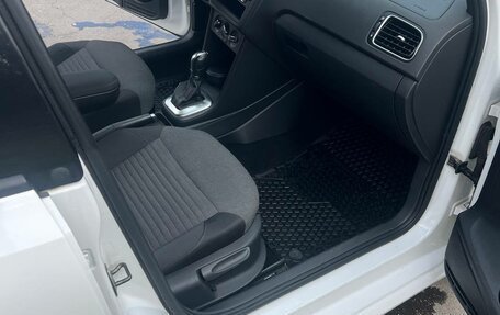 Volkswagen Polo VI (EU Market), 2012 год, 825 000 рублей, 14 фотография
