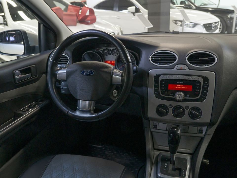 Ford Focus, 2011 год, 589 000 рублей, 17 фотография