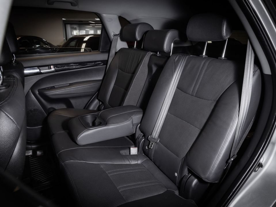 KIA Sorento, 2015 год, 1 499 000 рублей, 28 фотография