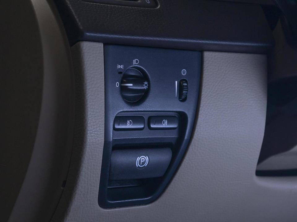 Volvo XC90, 2010 год, 1 049 000 рублей, 11 фотография