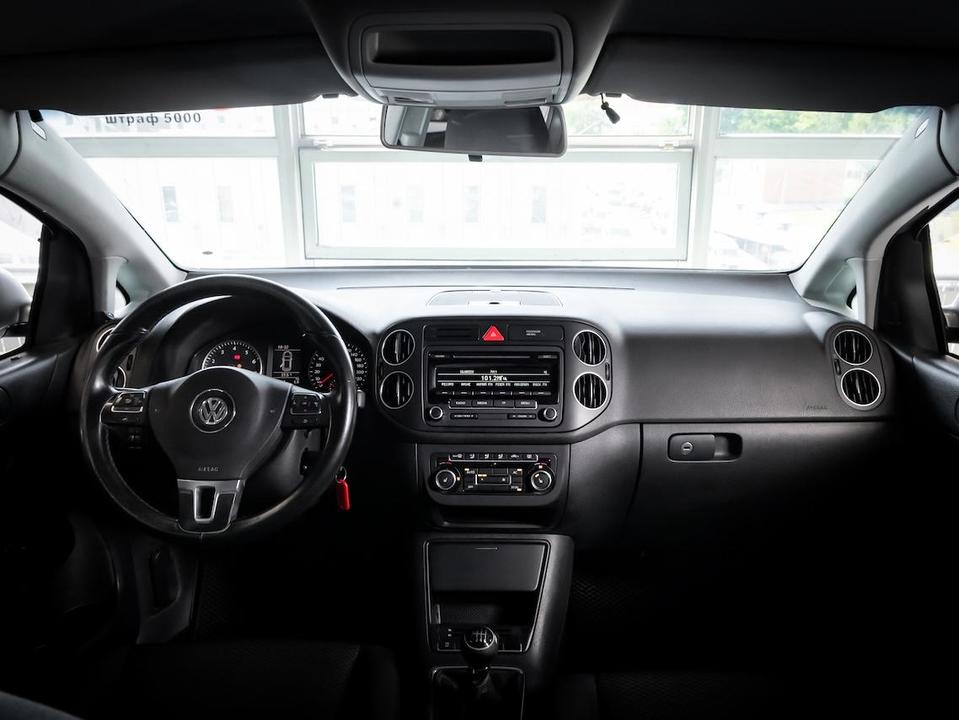 Volkswagen Golf Plus, 2011 год, 649 000 рублей, 10 фотография
