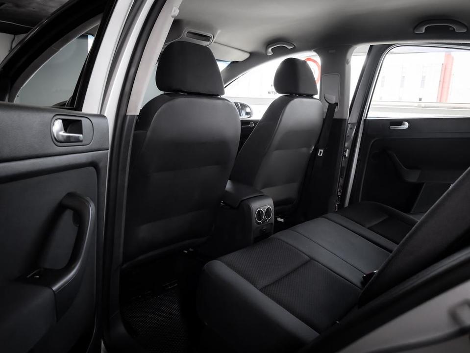 Volkswagen Golf Plus, 2011 год, 649 000 рублей, 18 фотография