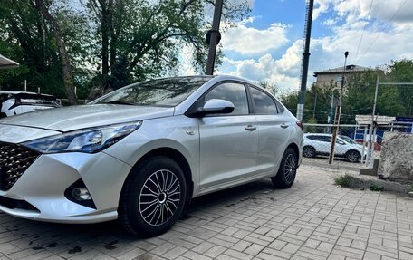 Hyundai Solaris II рестайлинг, 2021 год, 1 450 000 рублей, 1 фотография