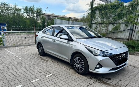 Hyundai Solaris II рестайлинг, 2021 год, 1 450 000 рублей, 4 фотография