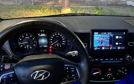 Hyundai Solaris II рестайлинг, 2021 год, 1 450 000 рублей, 7 фотография