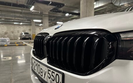 BMW 5 серия, 2021 год, 4 400 000 рублей, 8 фотография