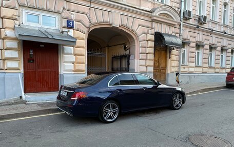 Mercedes-Benz E-Класс, 2019 год, 3 100 000 рублей, 11 фотография