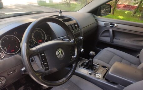 Volkswagen Touareg III, 2004 год, 500 000 рублей, 6 фотография