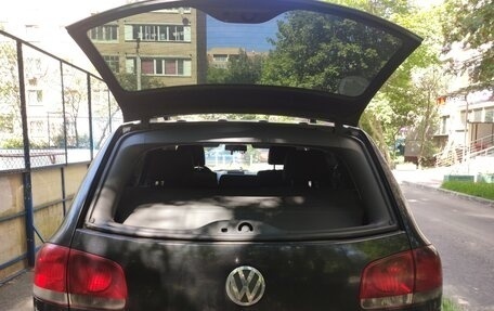 Volkswagen Touareg III, 2004 год, 500 000 рублей, 2 фотография