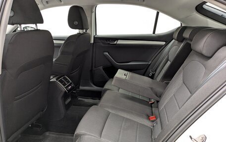 Skoda Superb III рестайлинг, 2017 год, 1 760 000 рублей, 5 фотография