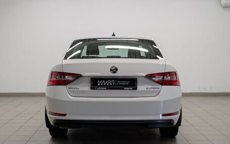 Skoda Superb III рестайлинг, 2017 год, 1 760 000 рублей, 3 фотография