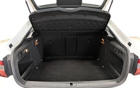 Skoda Superb III рестайлинг, 2017 год, 1 760 000 рублей, 4 фотография