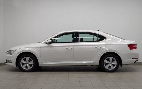 Skoda Superb III рестайлинг, 2017 год, 1 760 000 рублей, 19 фотография