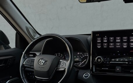 Toyota Highlander, 2020 год, 5 490 000 рублей, 14 фотография