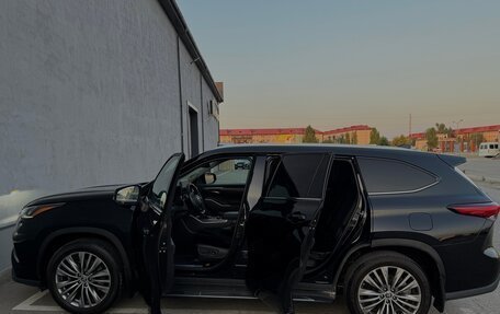 Toyota Highlander, 2020 год, 5 490 000 рублей, 7 фотография