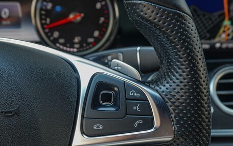 Mercedes-Benz E-Класс, 2016 год, 2 700 000 рублей, 17 фотография