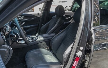Mercedes-Benz E-Класс, 2016 год, 2 700 000 рублей, 10 фотография