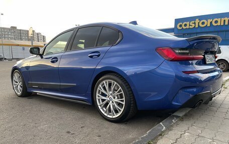 BMW 3 серия, 2019 год, 4 400 000 рублей, 3 фотография