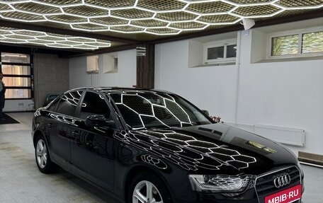 Audi A4, 2012 год, 1 100 000 рублей, 4 фотография
