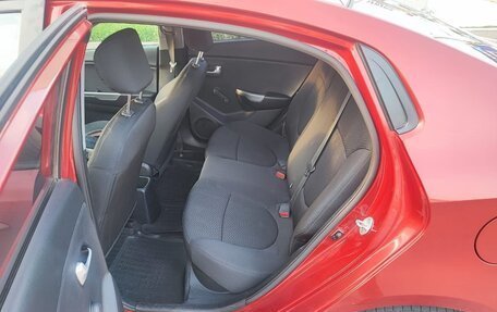 KIA Rio III рестайлинг, 2013 год, 750 000 рублей, 7 фотография